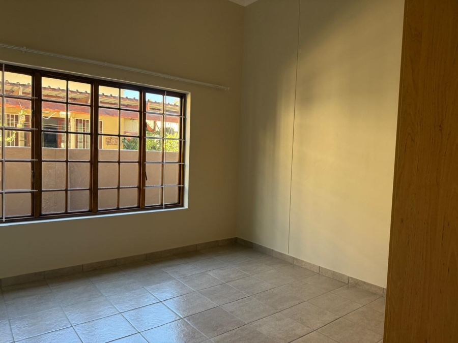 3 Bedroom Property for Sale in Waterval East North West